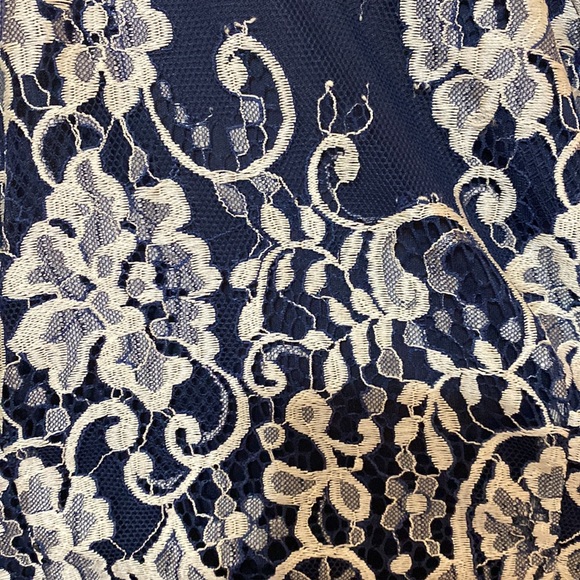 Blue lace semi-formal dress - Picture 4 of 6